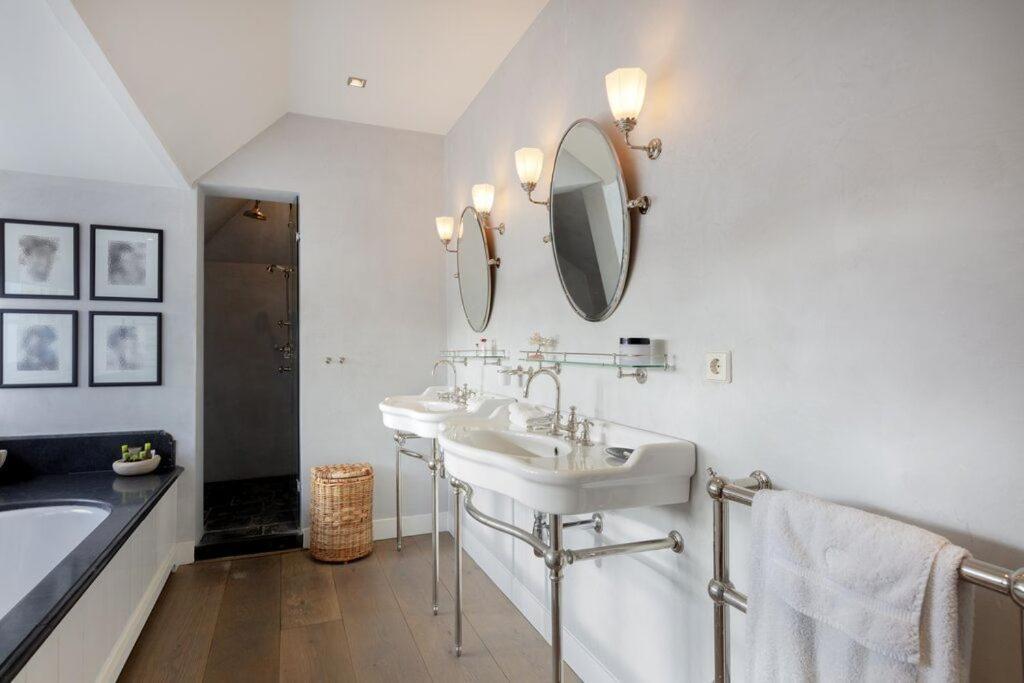 Amsterdam Mansion - Suite De Dam ออสต์จาน ภายนอก รูปภาพ
