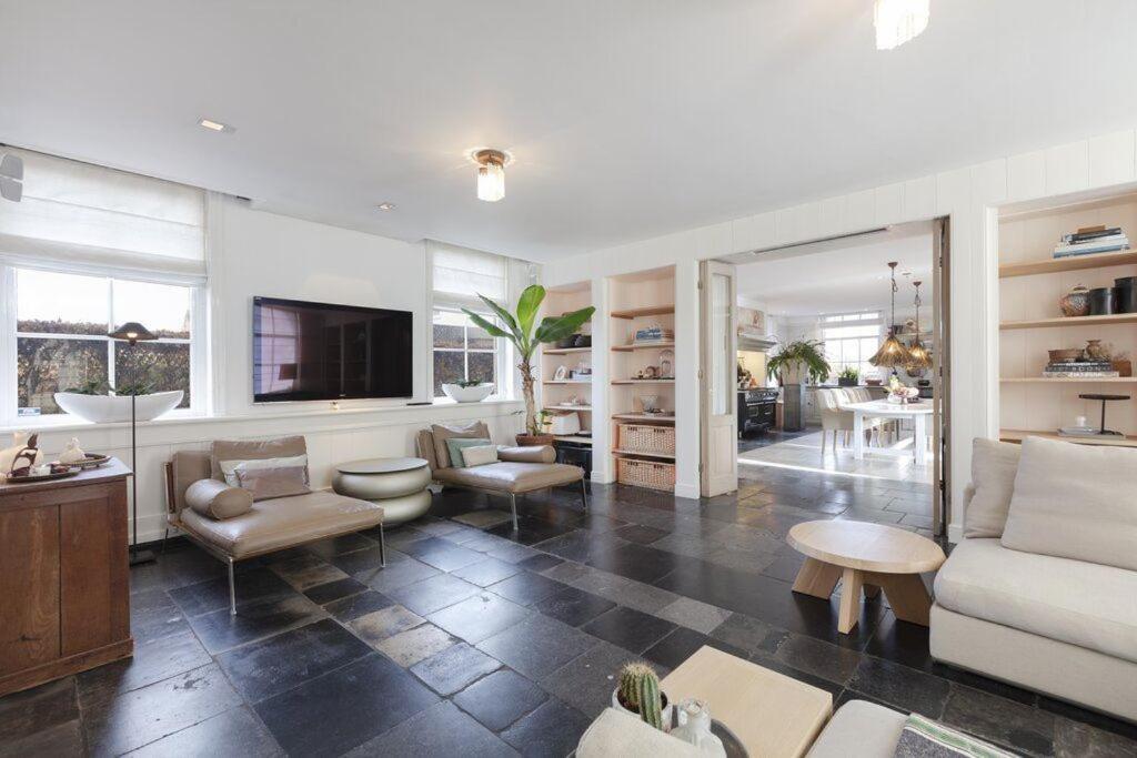 Amsterdam Mansion - Suite De Dam ออสต์จาน ภายนอก รูปภาพ